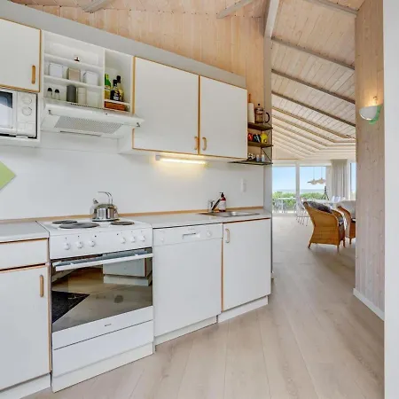 Holiday home Ely - 300m From The Sea In Se Jutland By Interhome Sjolund